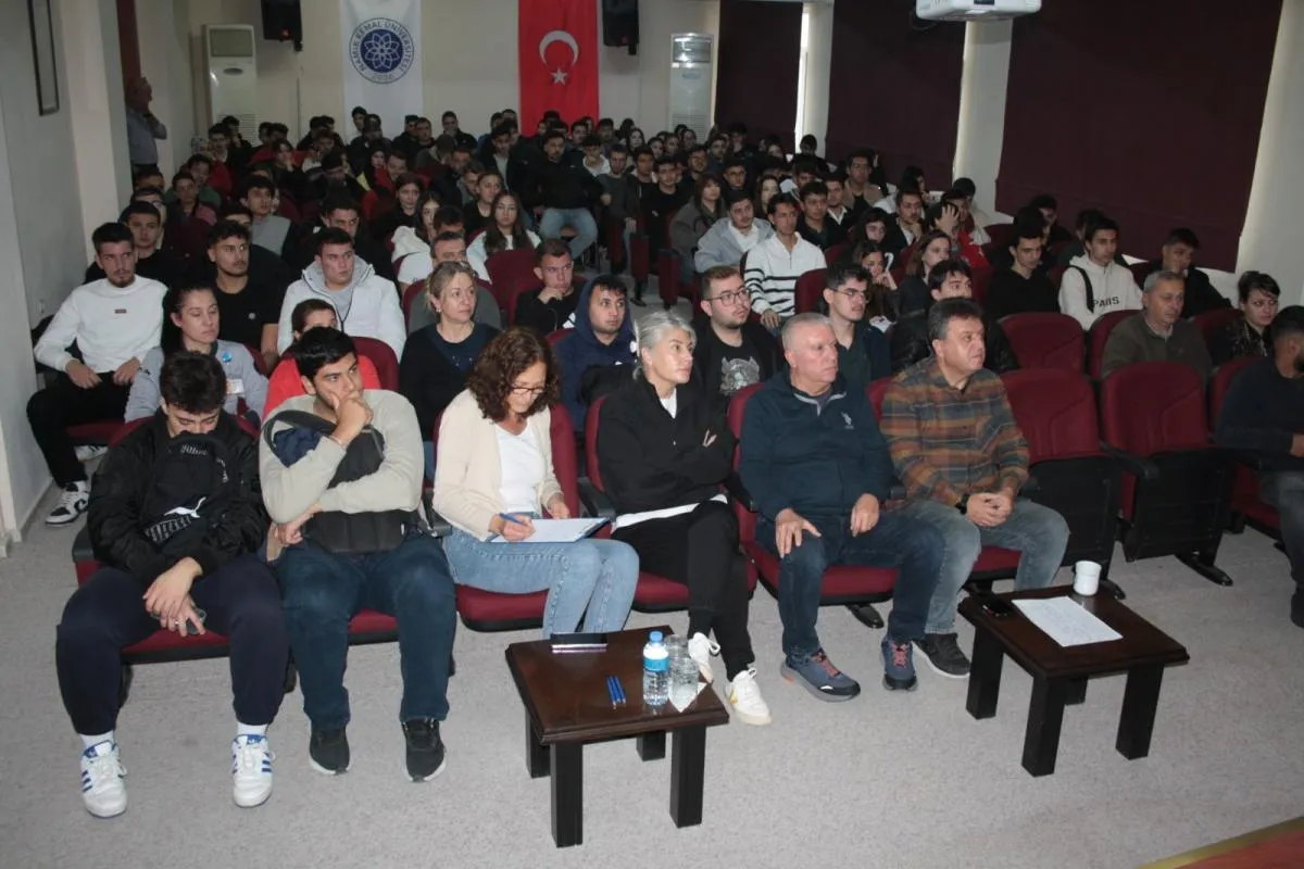 13 Ekim Uluslararası Afet Risklerinin Azaltılması Günü Kapsamında Eğitim ve Deprem Tahliye Tatbikatı Yapılmıştır