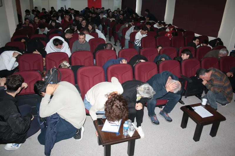 13 Ekim Uluslararası Afet Risklerinin Azaltılması Günü Kapsamında Eğitim ve Deprem Tahliye Tatbikatı Yapılmıştır 3